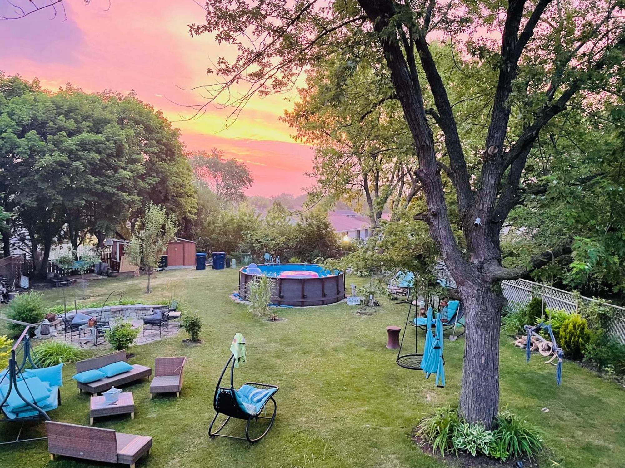 Schaumburg Paradise Oasis With A Secret Garden And Private Pool Exterior photo