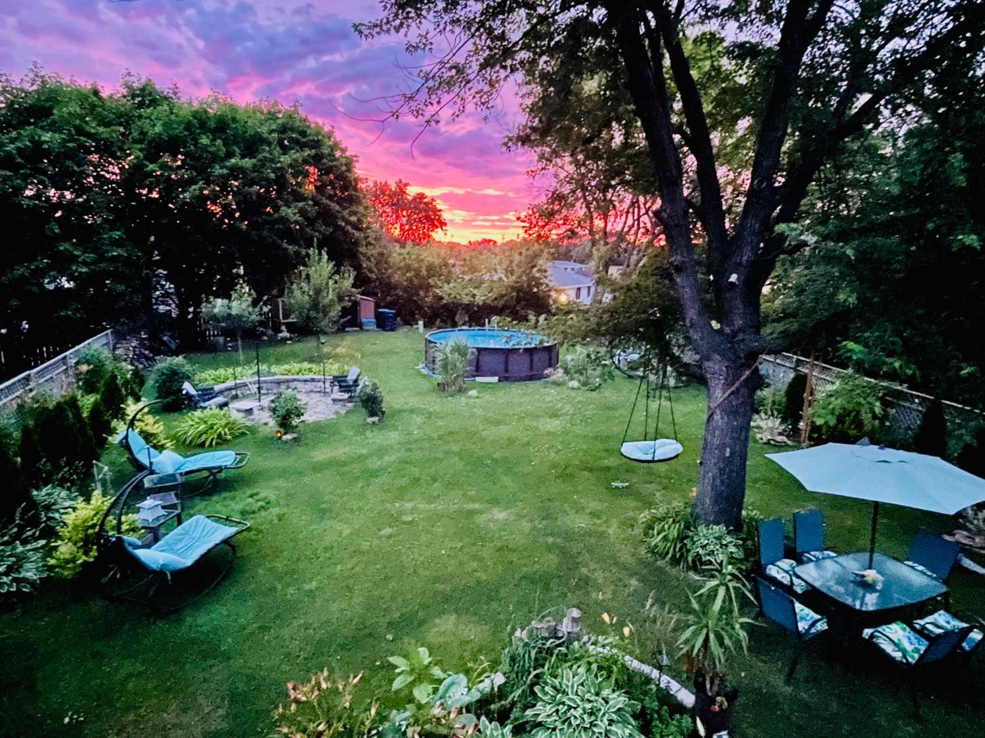 Schaumburg Paradise Oasis With A Secret Garden And Private Pool Exterior photo